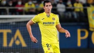 عيسى ماندي لاعب فياريال