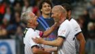 منتخب فرنسا.. كيف يتحكم ديشامب في حلم زيدان؟