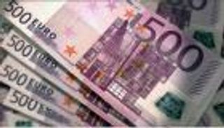 اليورو يرتفع عن أدنى مستوياته منذ 20 عاما.. ما علاقة النحاس؟