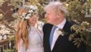 بزفاف أسطوري.. جونسون يهرب من آلام الاستقالة لـ"أحضان كاري"