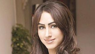 الفنانة البحرينية وفاء مكي