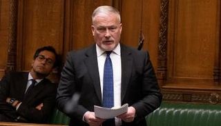 ريتشارد فولر وزير الخزانة البريطاني الجديد - رويترز