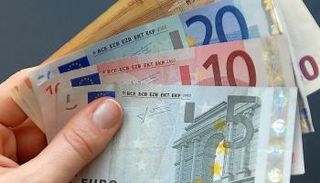 تباين سعر اليورو اليوم في مصر