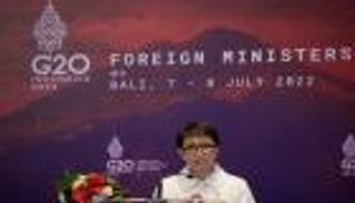 حرب أوكرانيا تخيم على اجتماع "العشرين".. وروسيا تنتقد الغرب