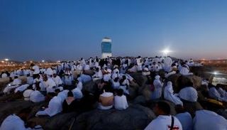 جموع الحجاج في عرفات الله