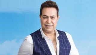 المطرب المصري الشعبي حكيم