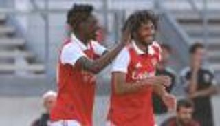 الهدف المفضل.. محمد النني يكشف سر "صواريخ" أرسنال (فيديو)