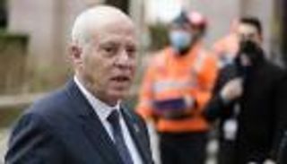 رئيس تونس: هناك أخطاء في مشروع الدستور وسيتم إصلاحها