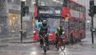 رحلة "تاريخية من الهند إلى بريطانيا.. 70 يوما بالحافلة عبر 18 دولة