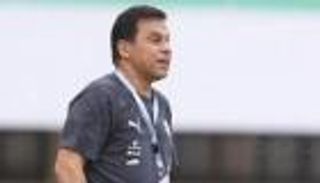 الدوري الجزائري.. لماذا تعطل توقيع وفاق سطيف مع حسام البدري؟