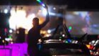 "لدي بيت دعارة واسم حبيبتي ليلى".. أغنية تثير جدلا بألمانيا ووزير العدل يبدي إعجابه بها