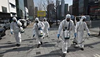 إجراءات وقائية في ووهان الصينية - أرشيفية