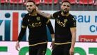 صورة تصنع الحدث.. ديلور يفتح أبواب منتخب الجزائر أمام غويري