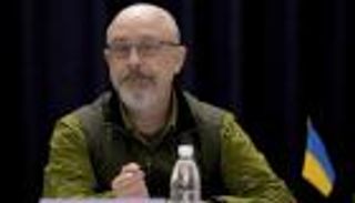 أوكرانيا تستقبل دفعة من أنظمة الصواريخ المتقدمة 