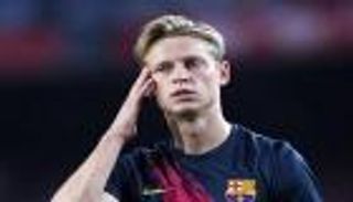 صفقات مانشستر يونايتد.. برشلونة يزيد الغموض حول دي يونج برحلة أمريكية