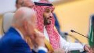 محمد بن سلمان في "قمة جدة".. رسائل هامة عن وضع النفط ومستقبل الطاقة