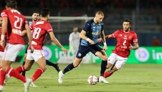 من مباراة الأهلي وبيراميدز في الدوري المصري