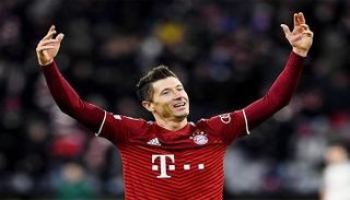 روبرت ليفاندوفسكي مهاجم برشلونة الجديد