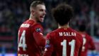هل تعمد قائد ليفربول استبعاد محمد صلاح من فريقه المثالي؟ (صورة)