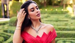 الفنانة المصرية ياسمين صبري