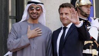 الشيخ محمد بن زايد آل نهيان يصل إلى قصر الإليزيه