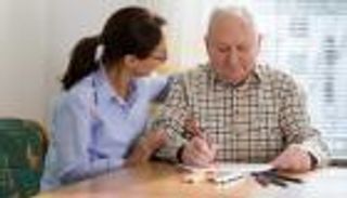 علاقة غريبة.. اضطرابات الأمعاء تقود إلى "ألزهايمر"