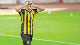 عبدالرزاق حمدالله مهاجم الاتحاد السعودي