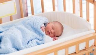 الطفل يبدأ في تمييز الأصوات بعد الولادة بساعات