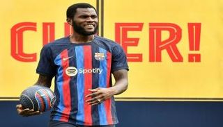 فرانك كيسيه لاعب برشلونة الجديد