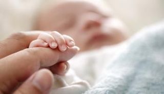 طفل حديث الولادة - صورة أرشيفية