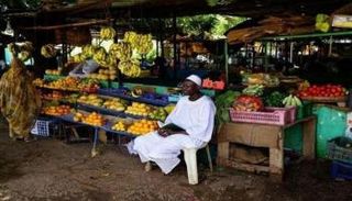 بائع سوداني في سوق بالخرطوم