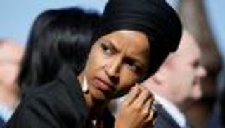 اعتقال نائبات بينهن إلهان عمر في احتجاجات داعمة للإجهاض بأمريكا