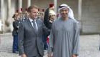 زيارة فرنسا "قضايا المنطقة على عاتق محمد بن زايد"