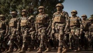 جنود من الجيش المالي