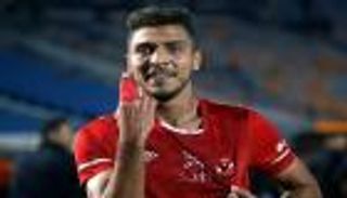 المصائب لا تأتي فرادى.. محمد شريف بطل صدمة جديدة في الأهلي المصري
