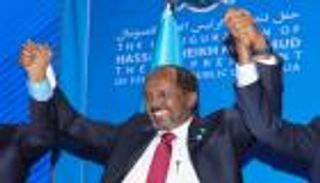 طلب رسمي.. الصومال نحو  "شرق أفريقيا"