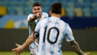 ليونيل ميسي ورودريجو دي باول