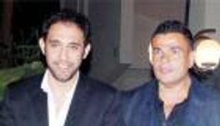 عمرو مصطفى و"الهضبة".. عِشرة 20 سنة تنتهي بـ"بلوك"