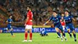 رغم إعجابه بـ4 نجوم.. الأهلي والزمالك يثيران مخاوف مدرب منتخب مصر