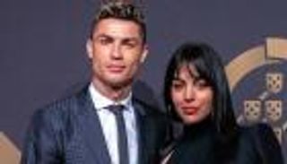 جورجينا تتدخل.. كريستيانو رونالدو يستقر على ناديه الجديد