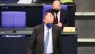 نزيف شعبية حزب المستشار الألماني.. تراجع للمركز الثالث 