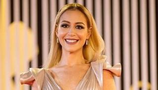 النجمة المصرية منة شلبي