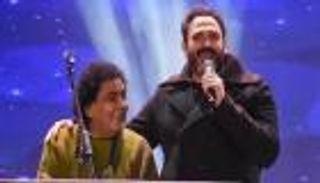 "للي محمد منير" إلى ساحات القضاء.. وشاعر الأزمة يستشهد بـ"ستو أنا" 