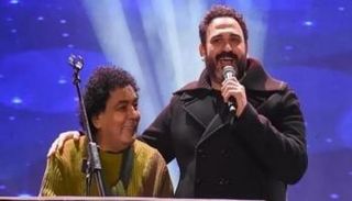 محمد منير وأكرم حسني