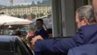 رحلة تهز ألمانيا.. شرودر يثير الجدل من موسكو