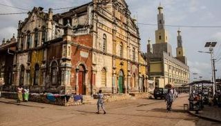 عاصمة القطن.. بنين مستعمرة فرنسا السابقة تنشد الازدهار