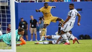 برشلونة ضد يوفنتوس 