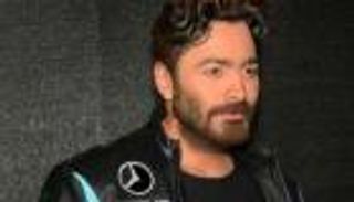 تامر حسني متهم بسرقة كلمات "عشأنجي"