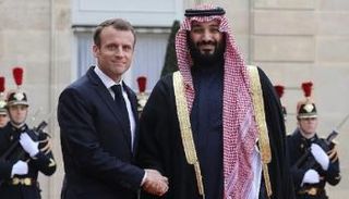 جانب من لقاء سابق بين ولي عهد السعودية والرئيس الفرنسي ماكرون