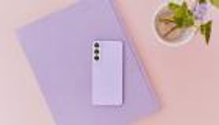 هاتف سامسونج Galaxy S22.. أرقام استثنائية ولون منتظر (صور)